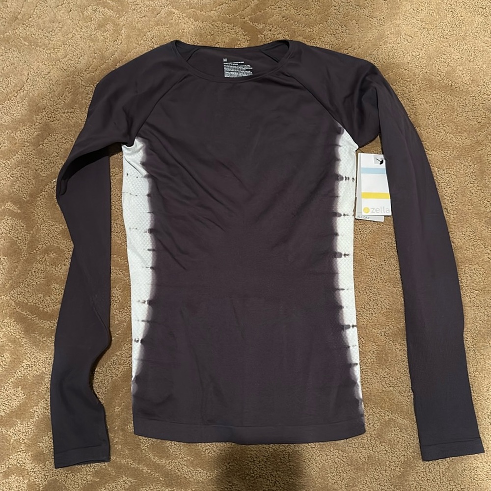 NWT Zella seamless women’s athleisure shirt size M